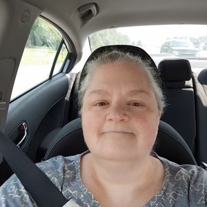 Meet your Posher, Denise